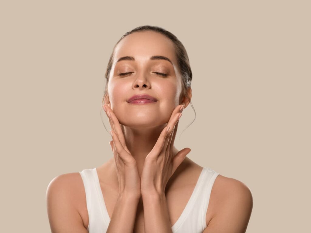 Comment faire un massage facial efficace : la méthode complète pour un visage éclatant et tonique
